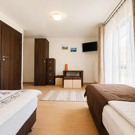 U Moniki - Tatra Mountain View, Free Parking & Wifi Гостевой дом