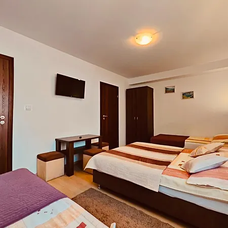 U Moniki - Tatra Mountain View, Free Parking & Wifi Гостевой дом 3*