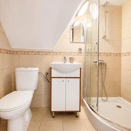 Πανσιόν U Moniki - Tatra Mountain View, Free Parking & Wifi 3*